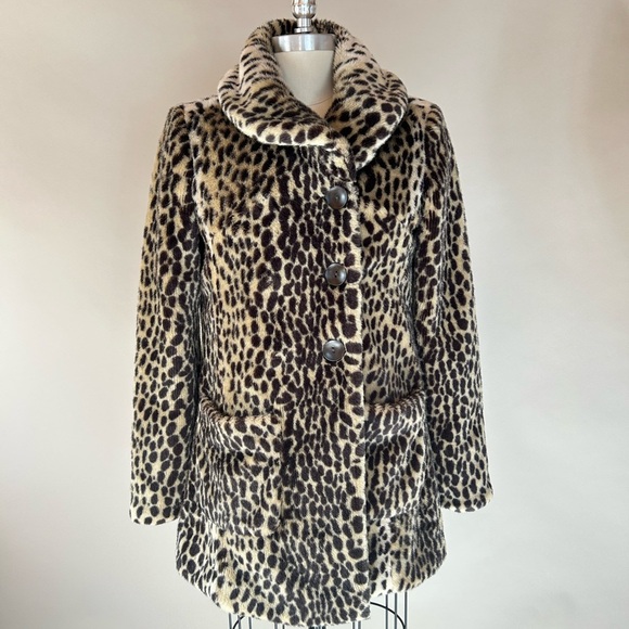 Sparkle & Fade Jackets & Blazers - Sparkle & Fade Leopard Print Faux Fur Coat Sz Small